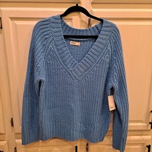 Sonoma Sky Blue V-Neck Sweater With Ribbed Trim